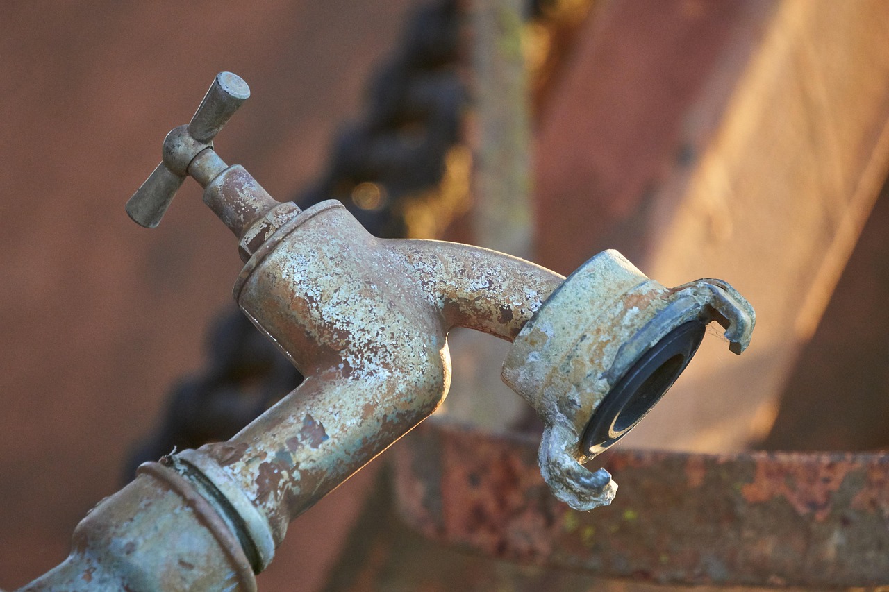 water tap, nature, rusty, old, agriculture, irrigation, field, metal, pump, water, rust, iron, valve, tube