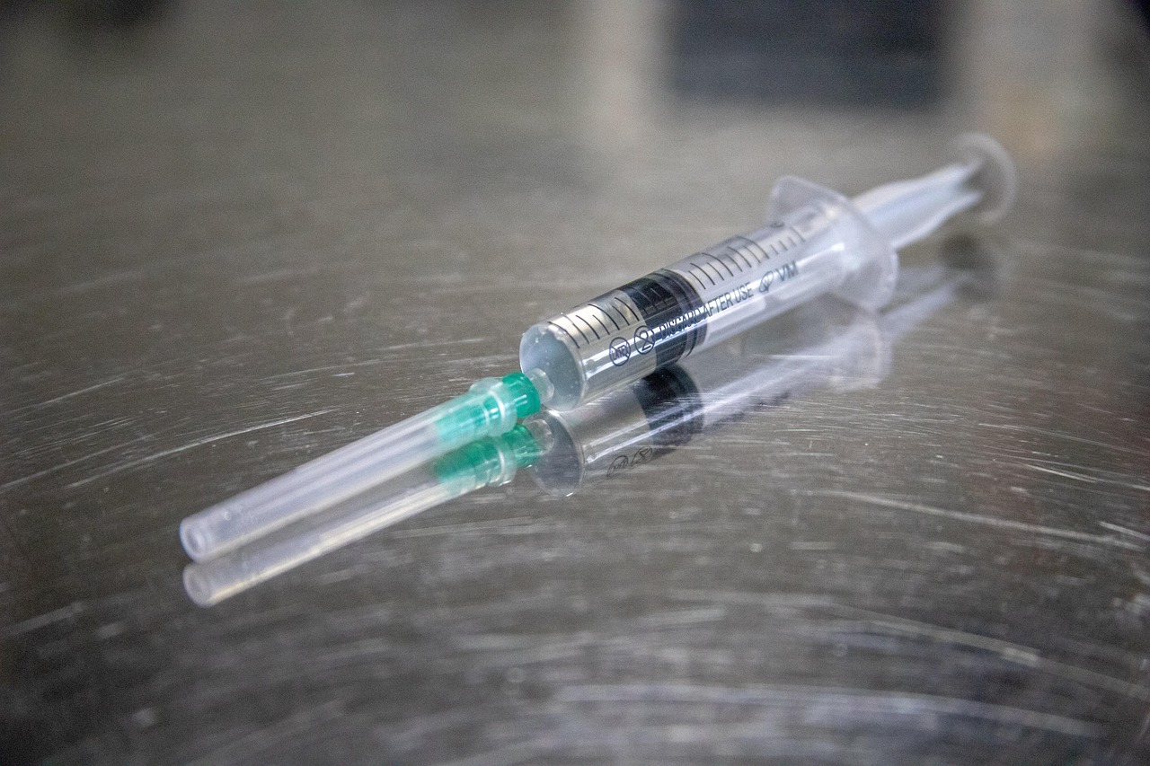 needle, syringe, medicine, veterinary, equipment, plastic, metal, care, vaccine, injection, veterinarian, doctor, pain, medical, cure, prevention, healthcare, therapy, disease, patient, gray medical, gray pain, gray doctors, gray medicine, gray therapy, gray care, gray healthcare, syringe, vaccine, vaccine, vaccine, vaccine, vaccine, injection, injection, veterinarian