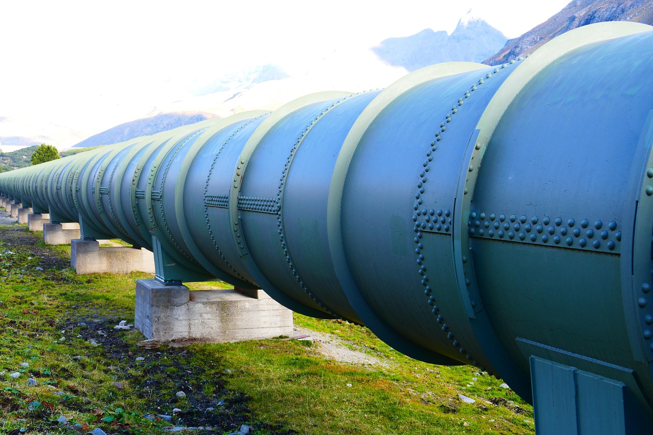 pressurized water pipe, tube, pipeline, water, guide, watercourse, flow, nature, management
