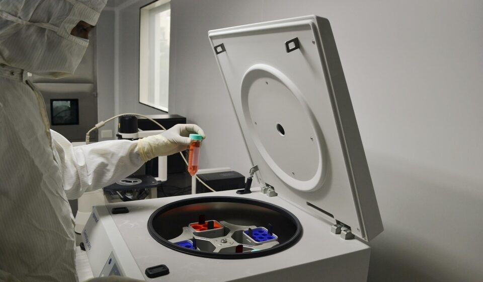 lab, research, laboratory, chemistry, scientist, science, experiment, chemical, medical, scientific, biotechnology, equipment, microbiology, analysis, technology, tube, vial, biotech, bioengineering, biotech, biotech, biotech, biotech, biotech