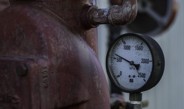 valve, pressure gauge, old, vintage, gauge, pressure, pipe, rust, rusty, red, steel, pressure gauge, pressure gauge, pressure gauge, pressure gauge, pressure gauge, gauge, gauge, gauge