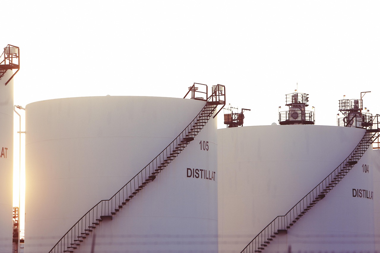 tanks, petrochemistry, silos, containers, industrial, factory, industry, white, round, tall, distillation, production, storage, manufacturing, oil, tank, stairs, railing, steps, tanks, petrochemistry, petrochemistry, distillation, distillation, distillation, manufacturing, manufacturing, manufacturing, manufacturing, manufacturing, tank, tank