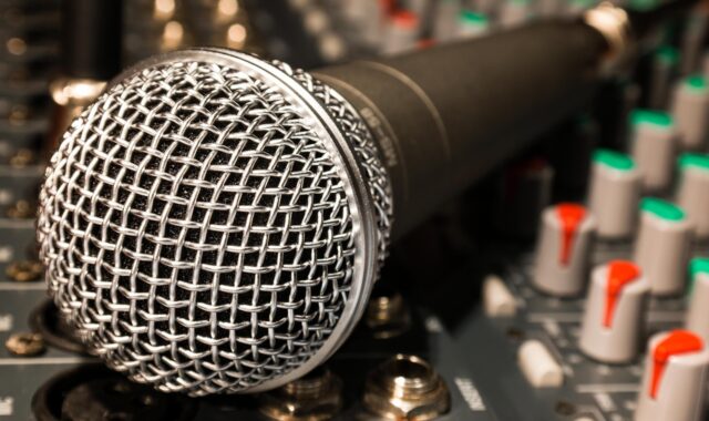 microphone, mixer, cable, microphone cable, singing, to sing, amplifier, amp, power mixer, controller, audio, music, sound studio, teacher's desk, sound, studio, music system, poti, music studio, vocal microphone, microphone, microphone, microphone, microphone, microphone, singing, singing, music, studio, music studio